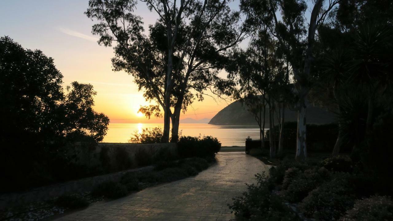 Aeolos A Family Paradise Few Steps From The Beach Kouverta Экстерьер фото